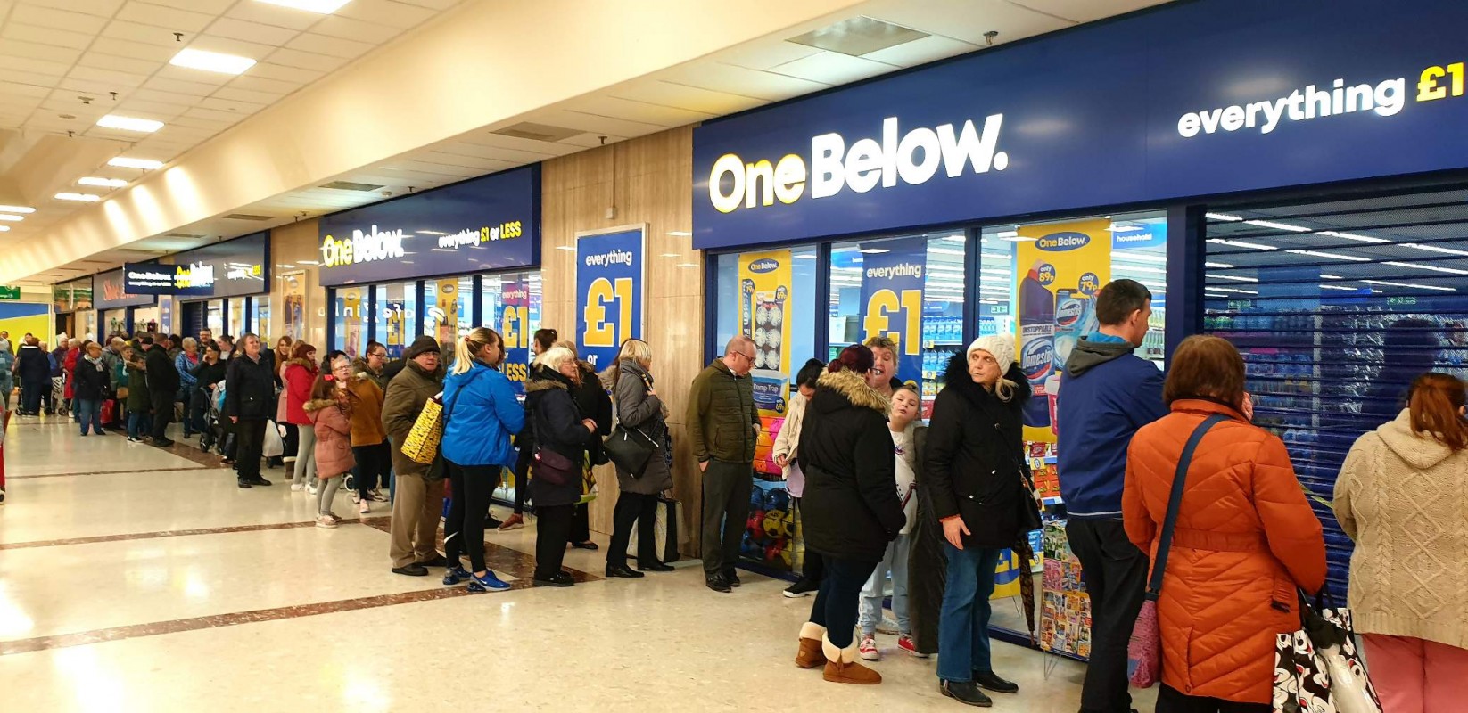 New Image for SHOPPERS QUEUE AS NEW DISCOUNT RETAILER ONE BELOW OPENS AT THE HARDSHAW CENTRE