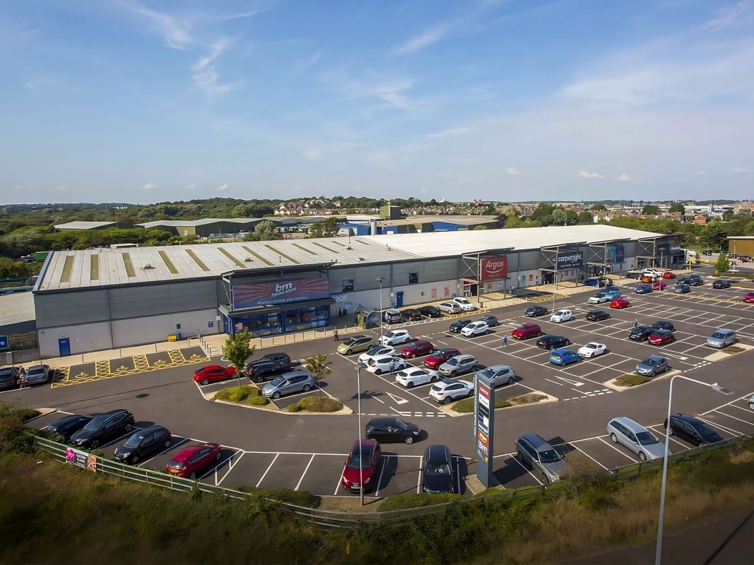 New Image for LCP’S GROWTH CONTINUES WITH ACQUISITION OF ESSEX RETAIL PARK